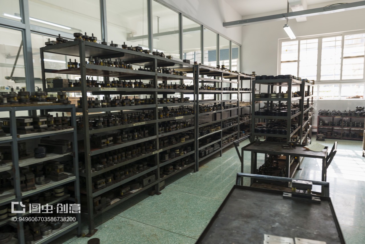 从模具到成品 黄金首饰加工的精准工艺探秘